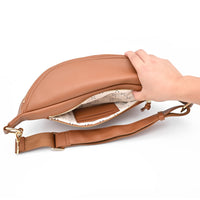 Saddle Elkie fanny pack back zippered pocket view